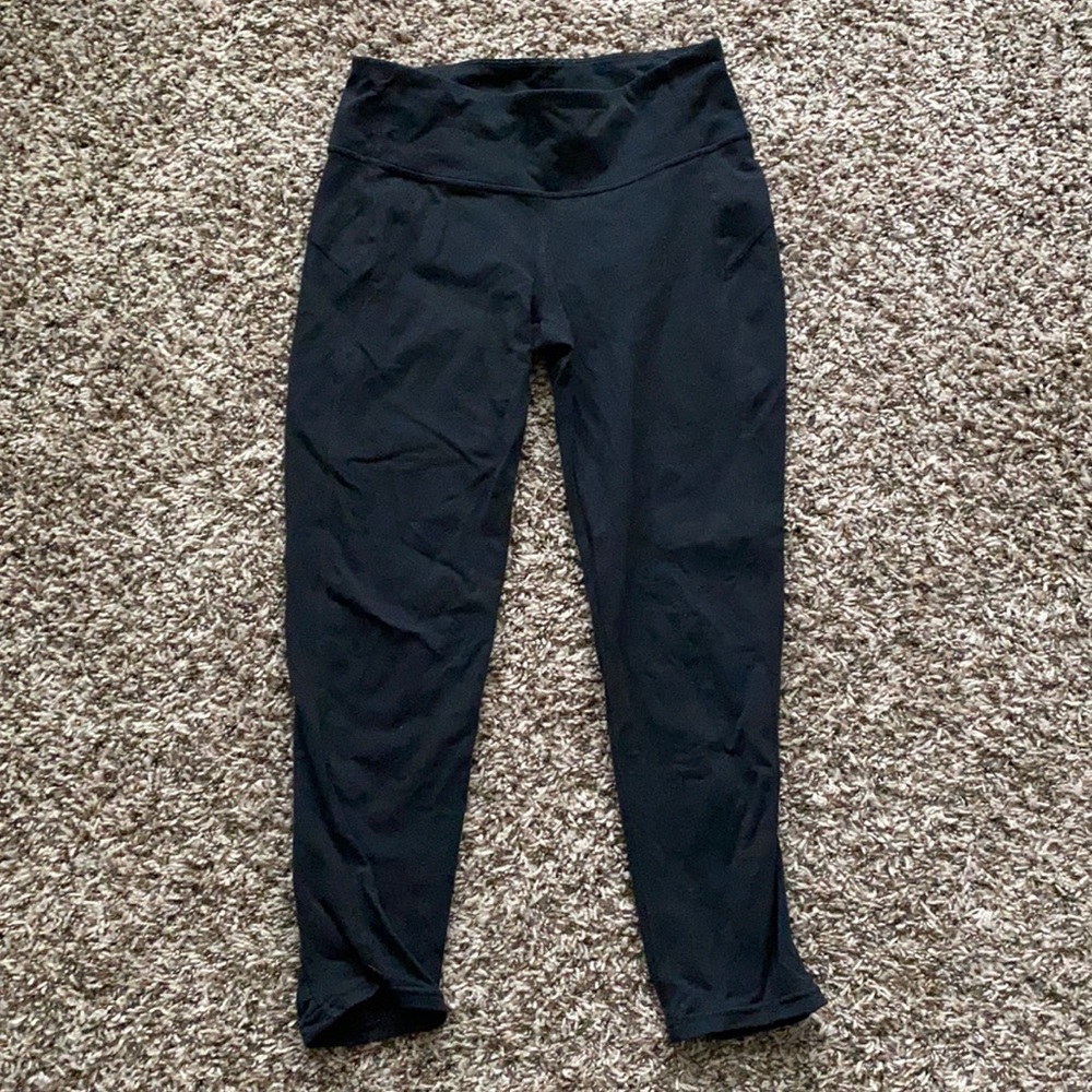 Athleta | Power X’s and O’s Lace Capri Legging